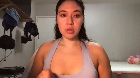 starlitdreams777 online show from March 1, 12:17 am