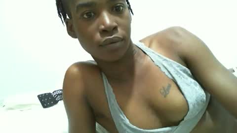 Snapshot of starry_sweetie chatting on October 20, 8:23 pm sweetgirl online show from October 20, 8:23 pm