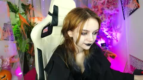 MONICA online show from October 30, 2:18 pm