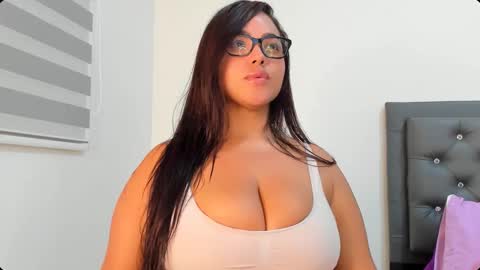 Melany online show from November 26, 3:40 am