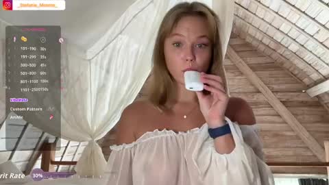 Stefanie online show from May 22, 3:48 am
