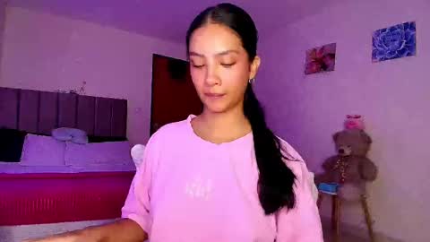 Im MiaIts my first day here  online show from March 17, 6:50 am