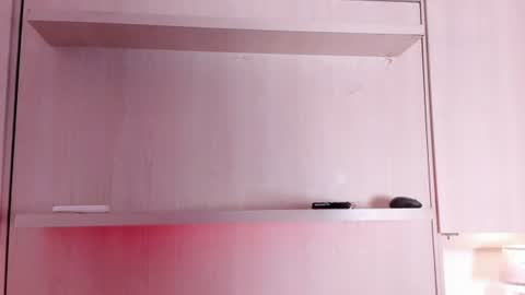 stefannyevans_ online show from July 24, 1:31 pm