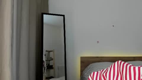 stella_sunny online show from August 1, 7:27 pm