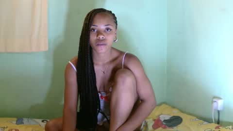 stellah2555 online show from May 3, 11:13 am