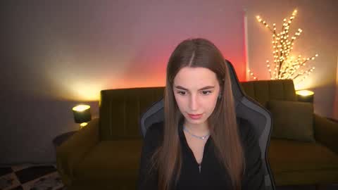Snapshot of stellahoneywell chatting on October 10, 2:11 pm stellahoneywell online show from October 10, 2:11 pm