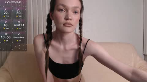 stellapayne online show from June 5, 8:26 pm