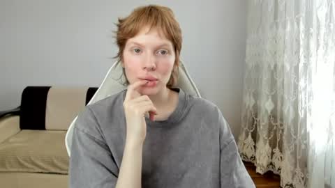 S T E L L A online show from May 15, 10:07 am