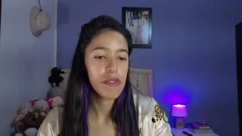 Stephania online show from July 10, 3:45 pm