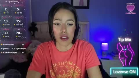 Stephania online show from July 28, 6:20 pm