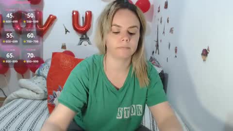 Stephanie   online show from April 1, 10:16 am