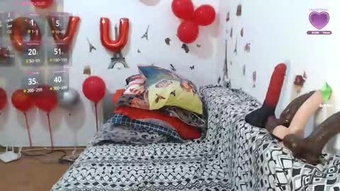 Stephanie   online show from March 18, 10:20 am