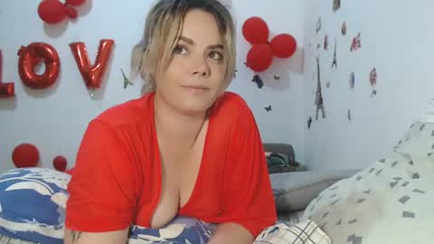 Stephanie   online show from June 24, 5:50 am
