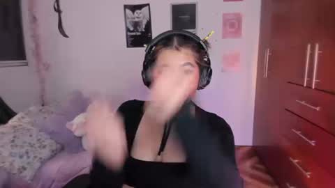 Stephanie  online show from March 13, 2:02 am