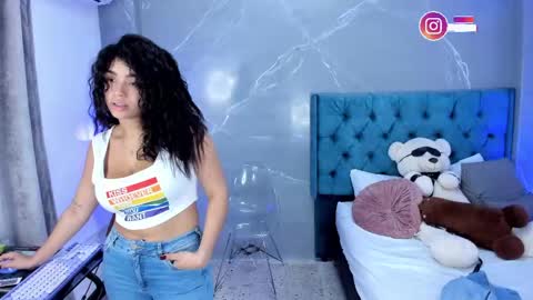 Stefanny online show from June 7, 1:34 am