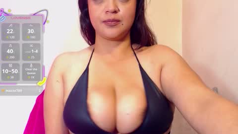 stephanyyx1 online show from January 14, 5:40 pm