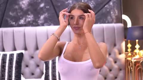 Steph online show from July 28, 7:39 am