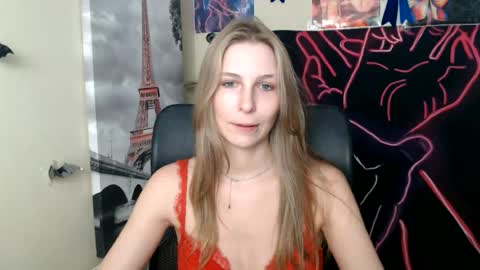 Amalia online show from June 18, 12:10 pm
