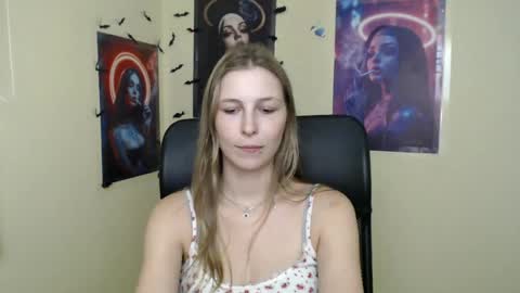 Amalia online show from July 14, 10:21 am