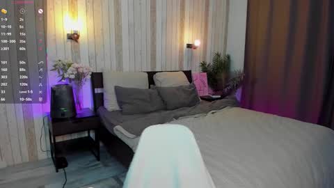 Laura online show from October 24, 6:42 am