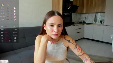 Laura online show from July 29, 5:29 am