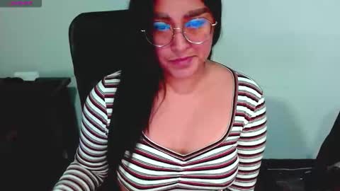 strawlux online show from February 21, 2:34 am