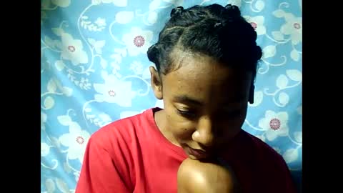 strevah9794 online show from March 18, 7:02 am