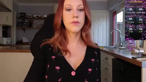 Snapshot of stripmequick chatting on October 21, 11:47 am Amorina online show from October 21, 11:47 am