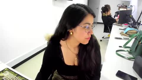 studcb_ online show from March 4, 2:27 am