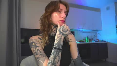 succubus_66 online show from June 18, 9:14 am