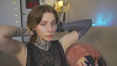 succubus_66 online show from April 3, 9:40 am