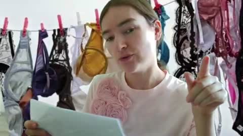 suckmydickifurstreight online show from June 18, 6:15 am