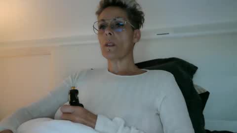 sucrette5629 online show from May 13, 12:55 pm