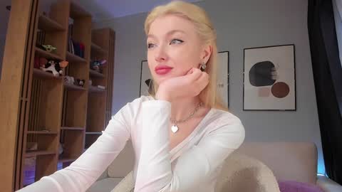 Snapshot of sugar_club chatting on December 7, 7:16 am sugar_club online show from December 7, 7:16 am