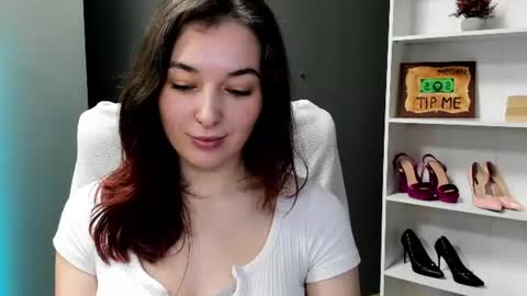 Megan online show from June 29, 10:15 am