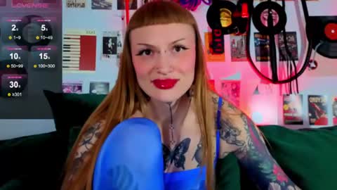 sugarsoot online show from June 19, 9:24 am
