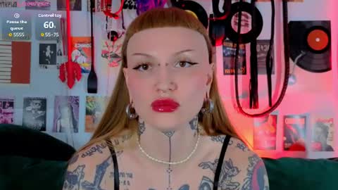 sugarsoot online show from July 14, 10:21 am