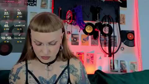 sugarsoot online show from June 30, 10:15 am