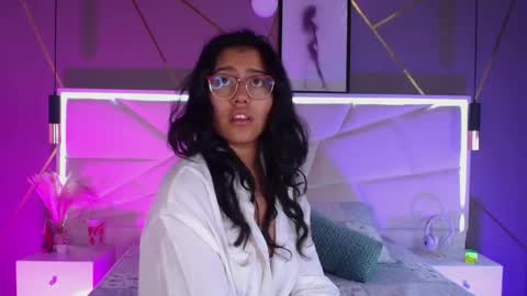 SUKI online show from May 4, 11:36 am