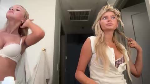 summerclarkee online show from March 11, 11:18 pm