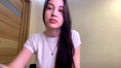 Emily online show from November 7, 1:49 pm