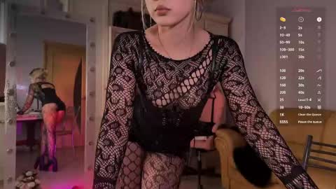 Miss Nelly online show from May 2, 6:00 pm