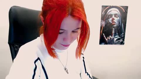 Snapshot of sun_lovely chatting on March 3, 10:07 pm Alexi online show from March 3, 10:07 pm