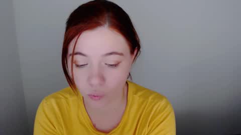 Snapshot of sun_lovely chatting on September 16, 9:01 pm Alexi online show from September 16, 9:01 pm