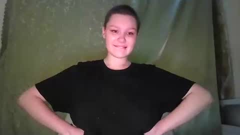 Snapshot of sun_seymour chatting on January 19, 9:23 pm sun_seymour online show from January 19, 9:23 pm