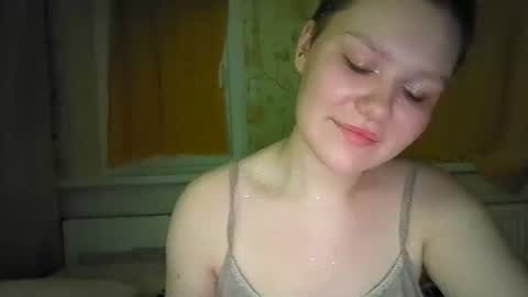 Snapshot of sun_seymour chatting on February 17, 8:49 pm sun_seymour online show from February 17, 8:49 pm
