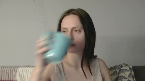 Olivia online show from January 8, 1:59 pm