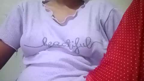 sunali_jain03 online show from April 29, 11:24 am