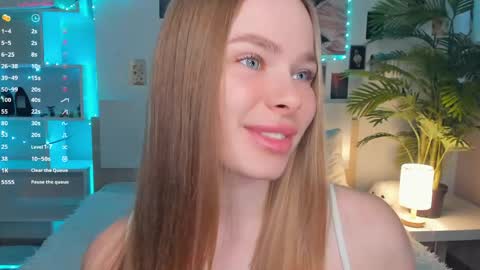 Jenny online show from May 2, 7:22 am