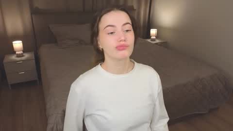 Angella online show from December 18, 4:17 am